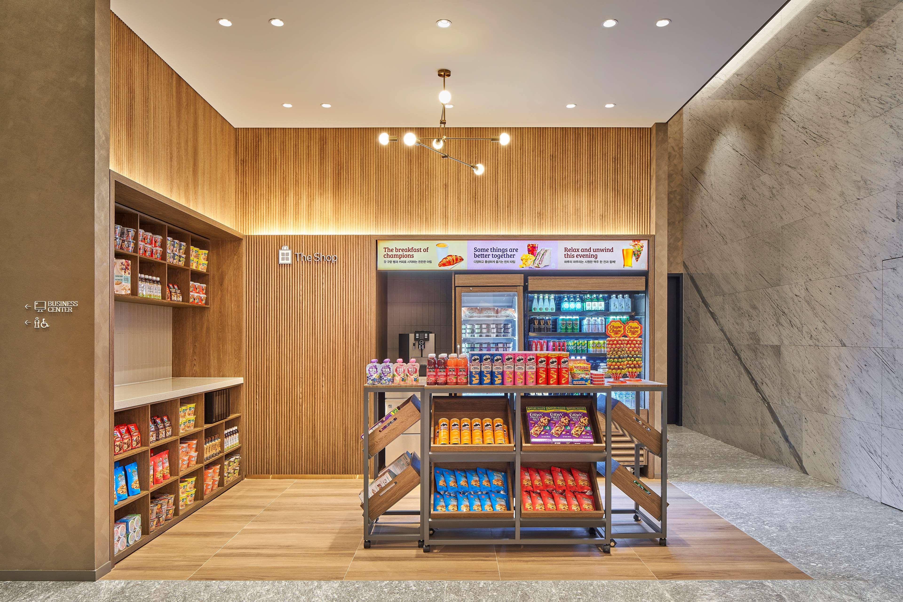 Hilton Garden Inn Seoul Gangnam Екстер'єр фото